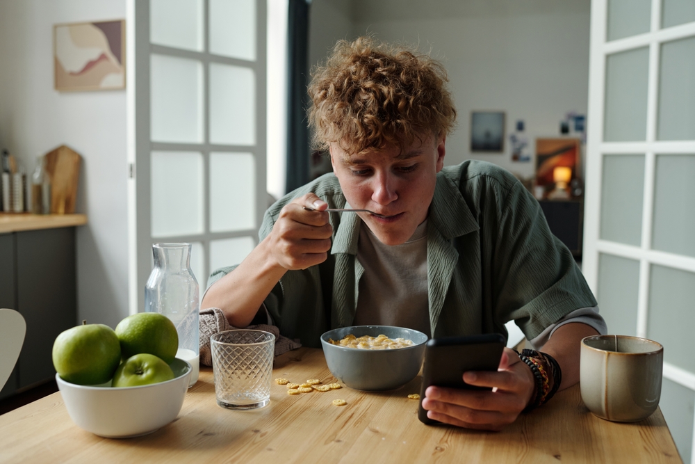 Influence of TikTok Food Videos on Adolescent Eating Behaviors Revealed